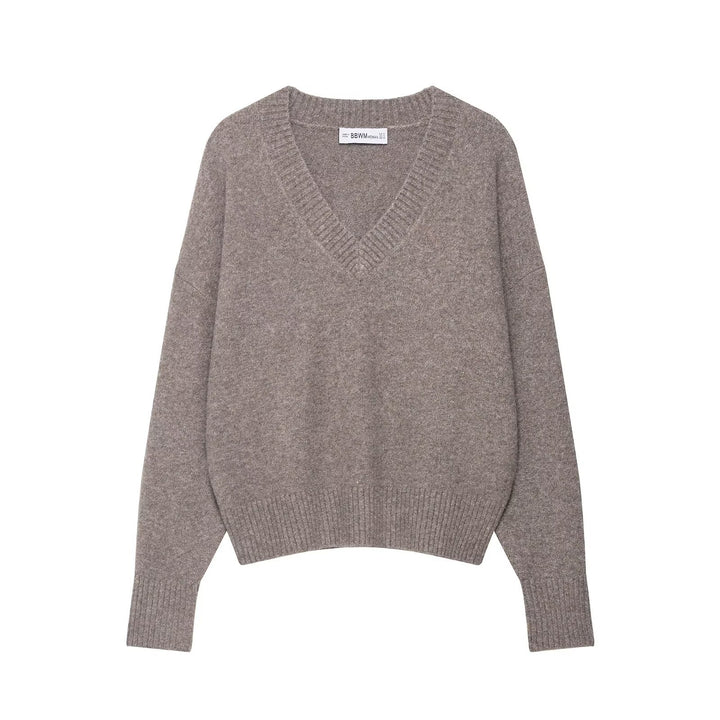 Ladies Cozy V Neck Sweater in high quality merino wool Lune London