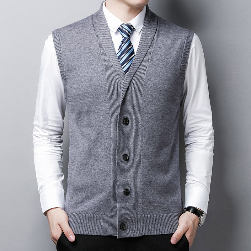 Elegant knitted vests for men with a V-neck and practical buttons Lune London