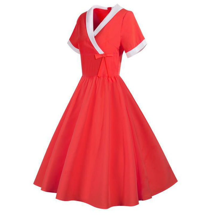 Robe midi pour femmes avec un design classique à enrouler et une ceinture à la taille Chic & Stil