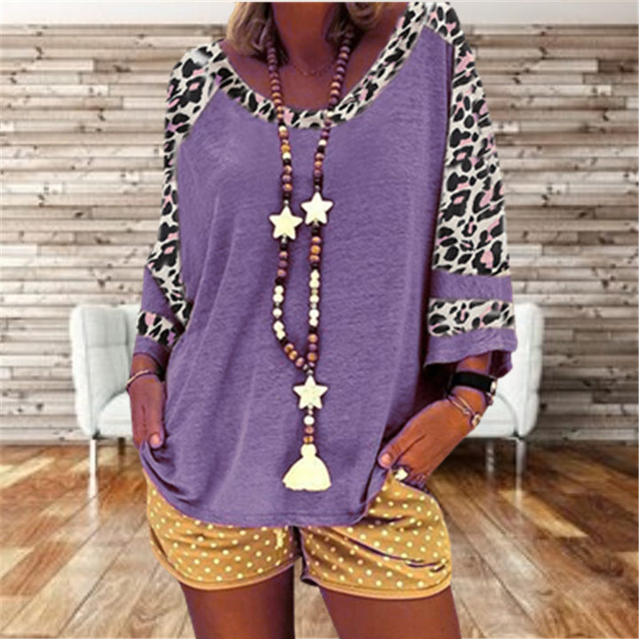 Leisure tunic for women with leopard patterns and casual fit Lune London