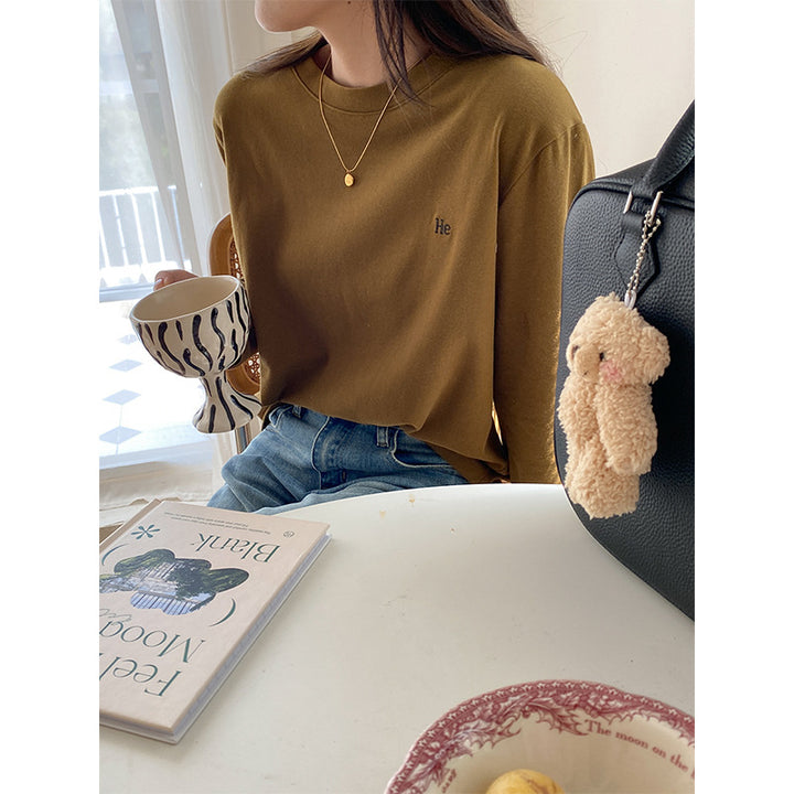 Women's casual long sleeve shirt with minimalist details Chic & Stil
