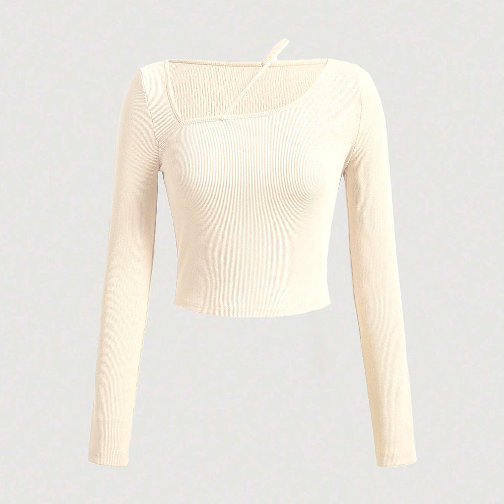 Chemise courte à manches longues pour femmes avec encolure asymétrique et texture fine côtelée Chic & Stil