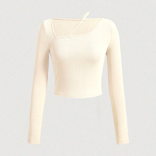 Chemise courte à manches longues pour femmes avec encolure asymétrique et texture fine côtelée Chic & Stil