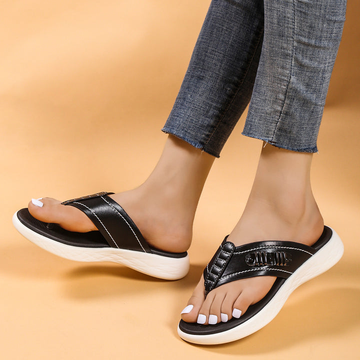 Ladies Comfortable and Stylish Slippers Lune London