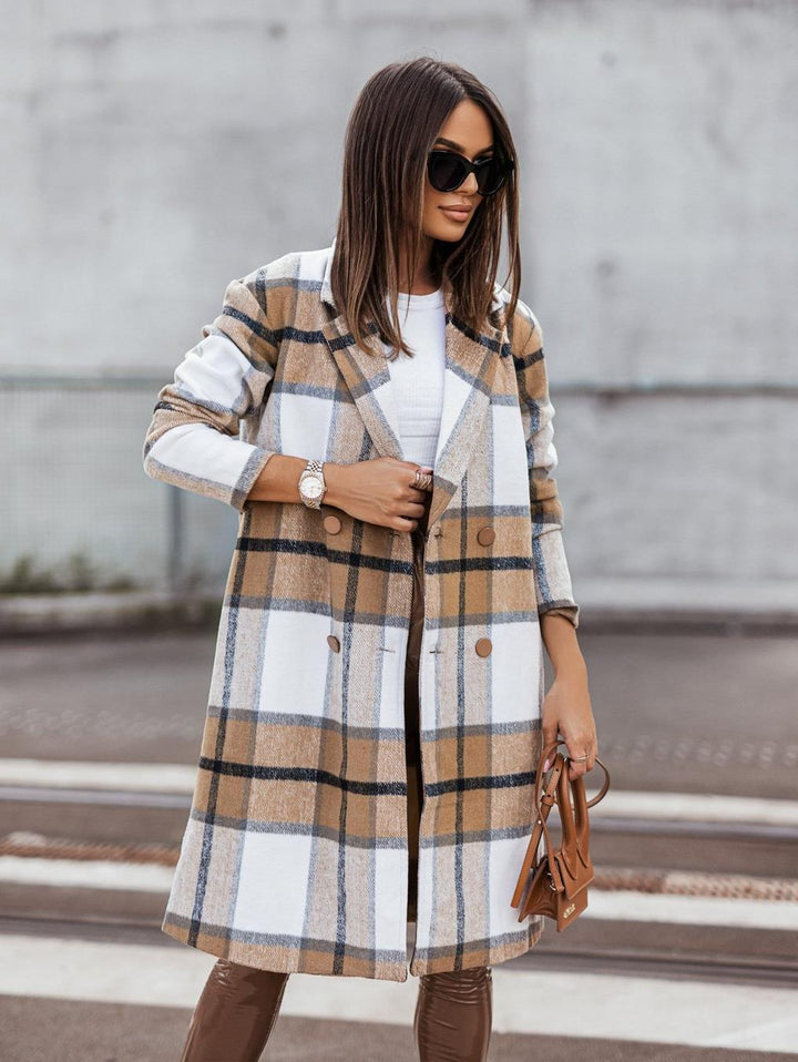 Long wool coat for women with plaid pattern and adjustable belt Lune London