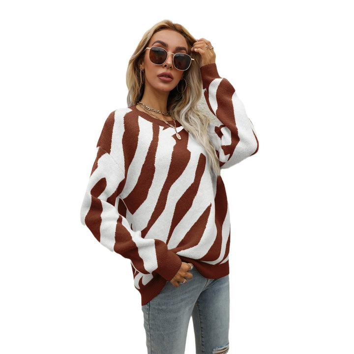 Pull tricoté élégant pour femmes avec un motif animal frappant et une coupe innovante Chic & Stil