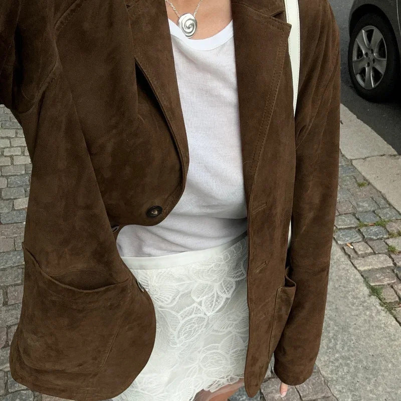 Fashionable suede jacket for women in a relaxed fit Lune London