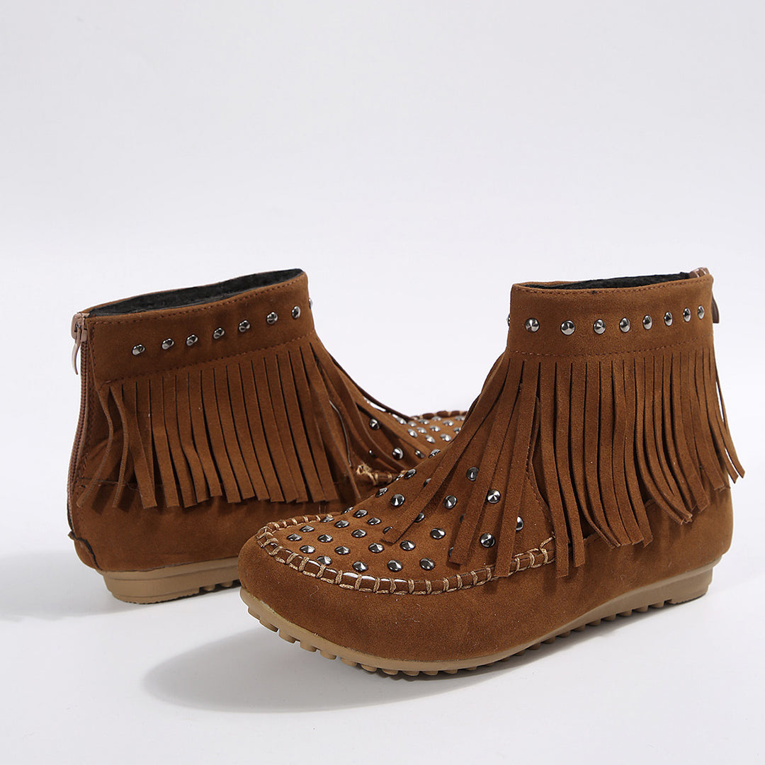 Women Moccasins with trendy fringe embellishments and shiny accents Lune London