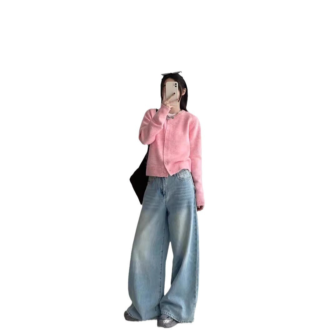 Women's Loose Jeans In Casual Urban Style with High Waist and Side Pockets Lune London