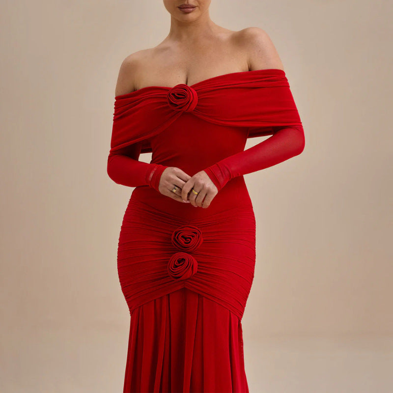 Elegant maxi dress with ruffles for women with an exposed neckline design Lune London