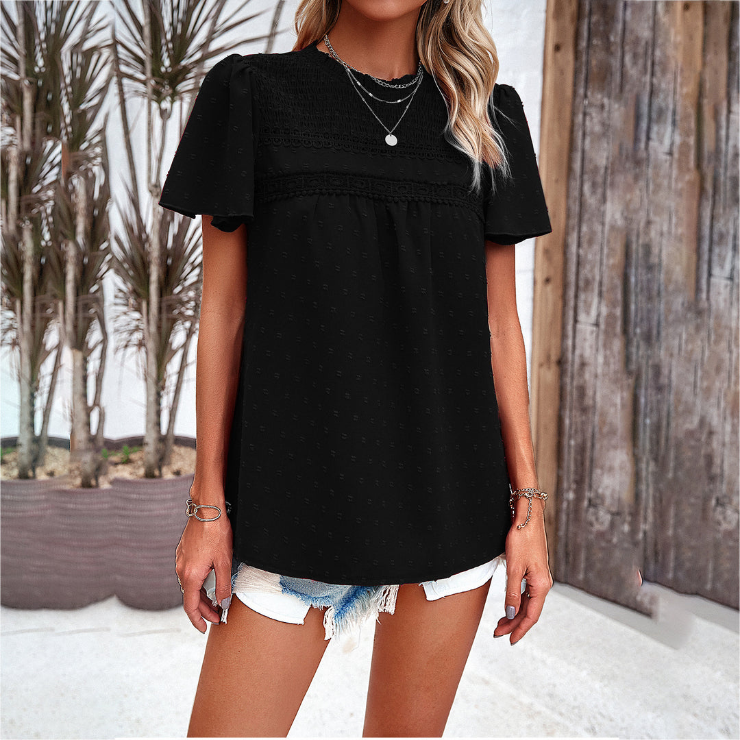 Lightweight blouse for women with ruffle details and a fine texture Lune London