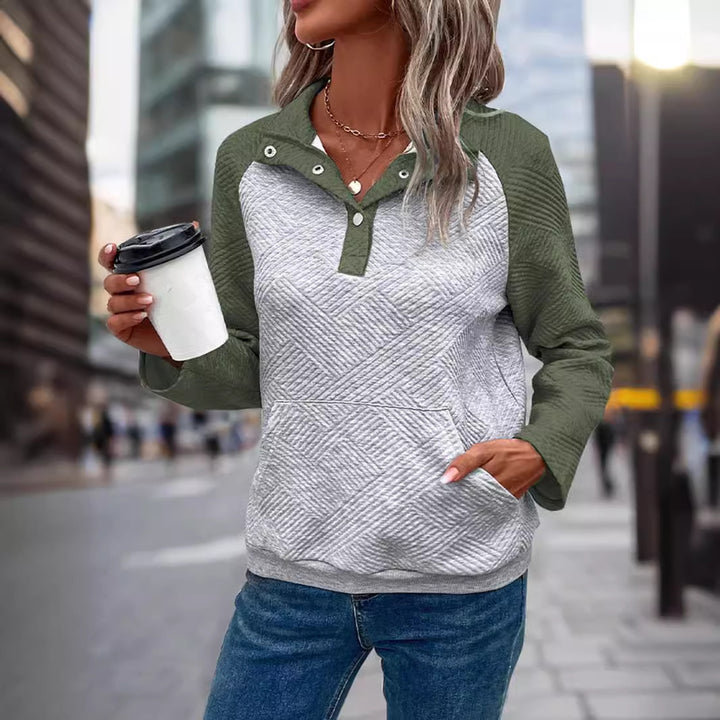Trendy women's high collar sweater with textured surface Lune London
