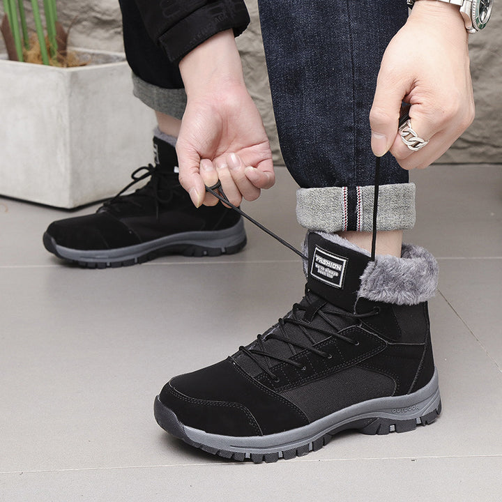 Women's winter boots lined with non-slip sole and insulated collar Lune London