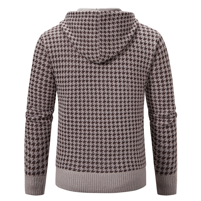 Comfortable knitted sweater for men with a modern check pattern and hood Lune London