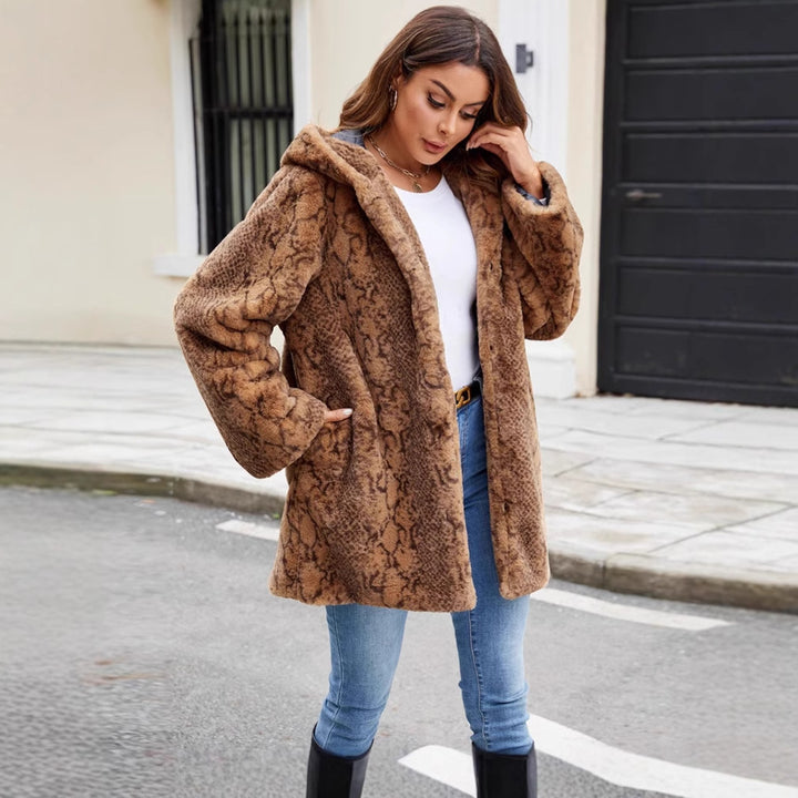Ladies Furry Parka with hood and elegant cut Lune London