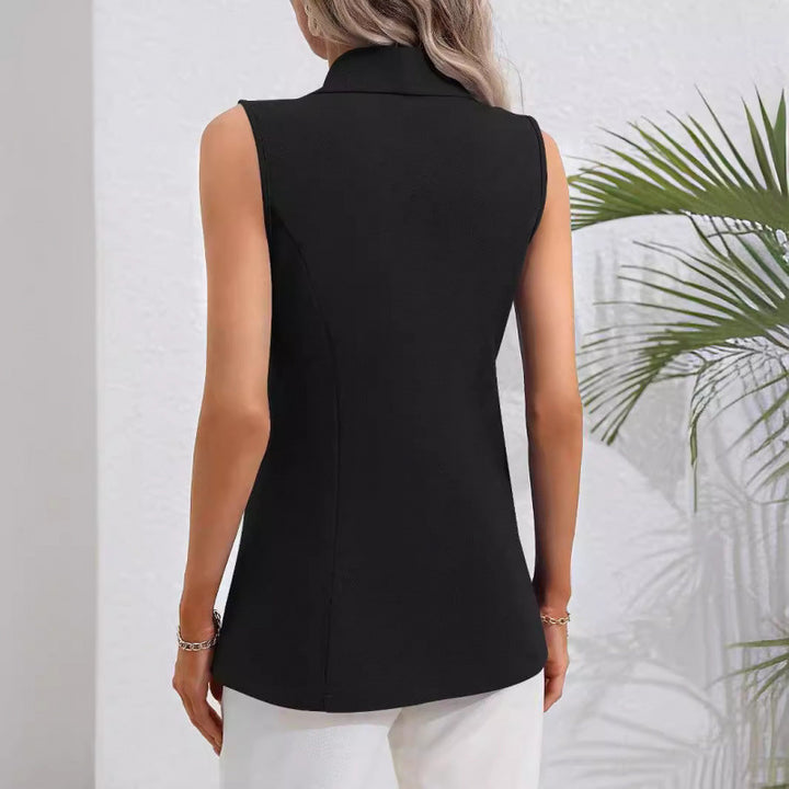 Sleeveless jacket for women with an elegant cut and a fitted silhouette Lune London