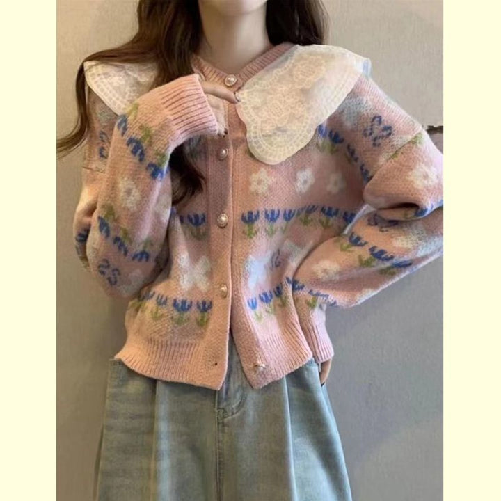 Cardigan femme avec motifs floraux et grand col Chic & Stil