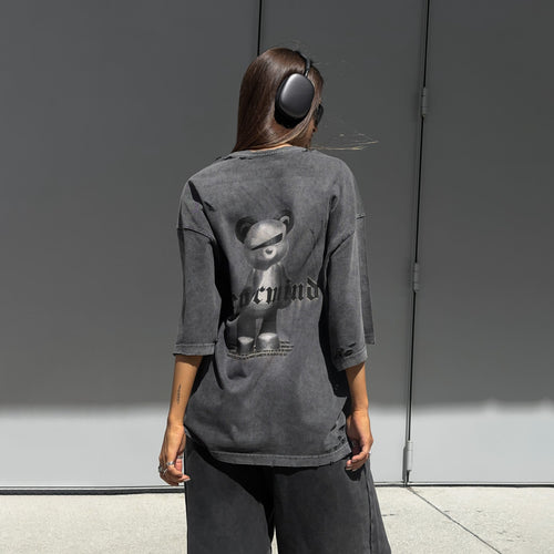 Oversized t-shirt for women with creative graphics and casual cut Lune London