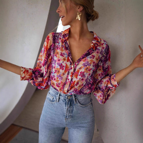 Women's blouse with floral patterns and elegant flutter sleeves Lune London