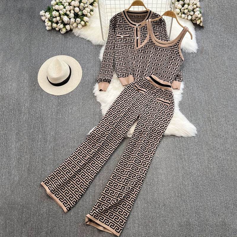 Knitted geometric pattern loungewear set for women with cardigan Lune London