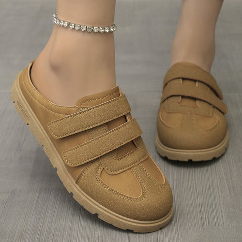 Comfortable women's shoes with adjustable velcro straps and an ergonomic sole Lune London