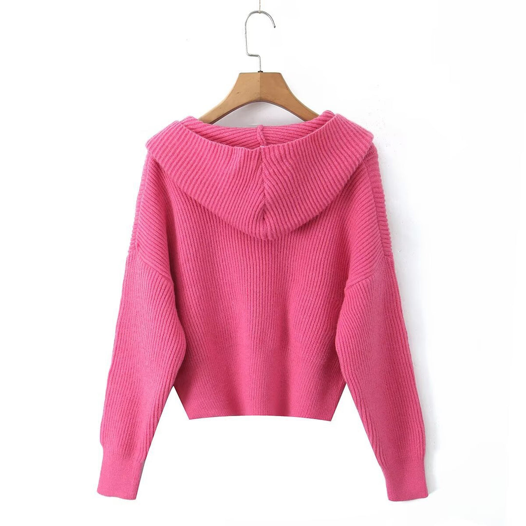 Ladies casual knitted vest with hood and practical pockets Lune London