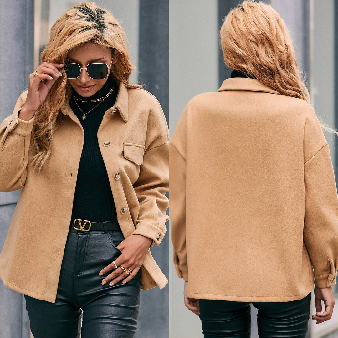 Oversized fleece jacket for women with practical pockets and trendy cut Lune London