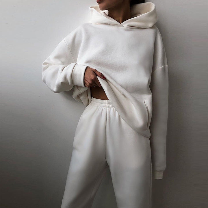 Chic and Stylish comfortable hoodie and jogging pants set for ladies