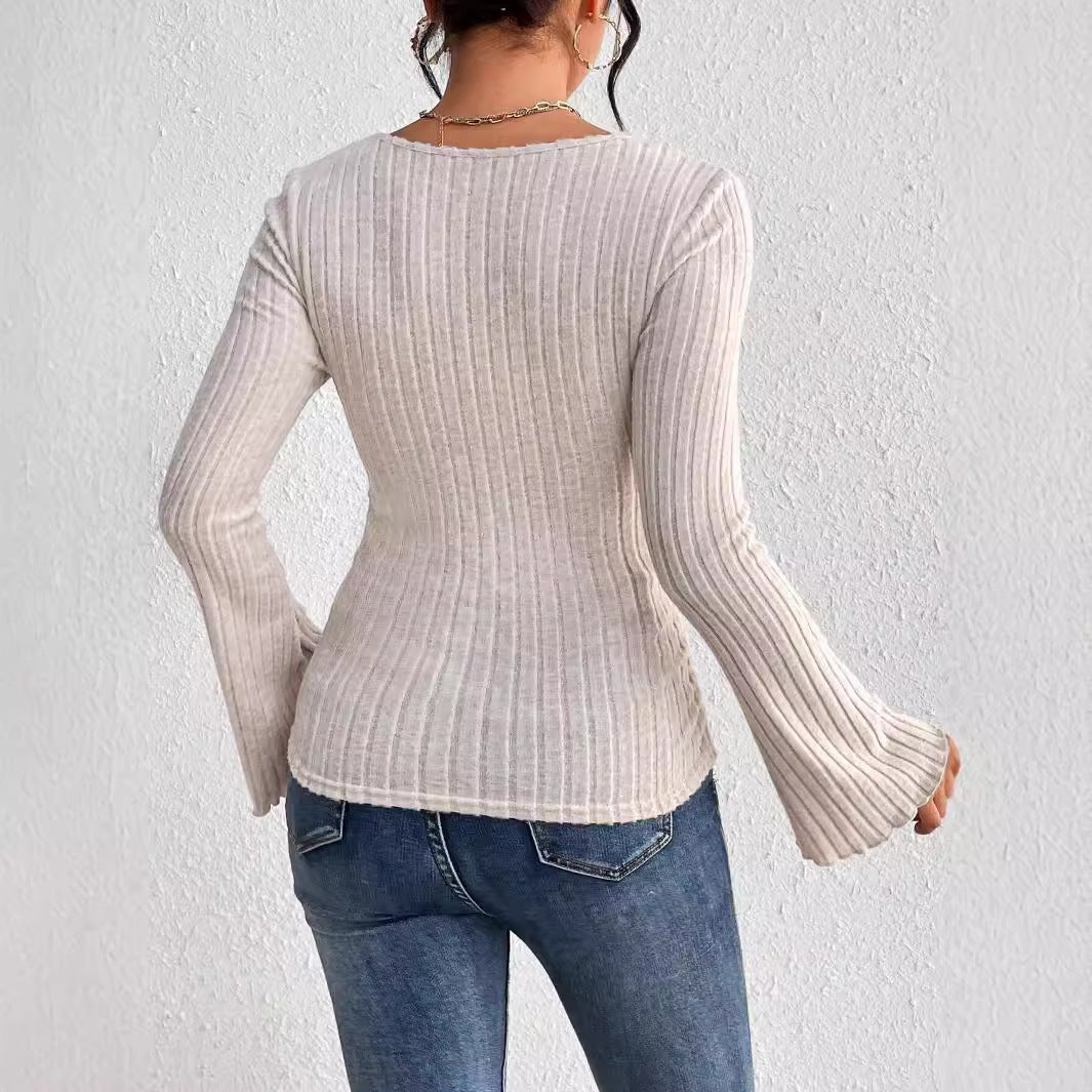 Chemisier femme à manches longues avec col en V et détails volants Chic & Stil