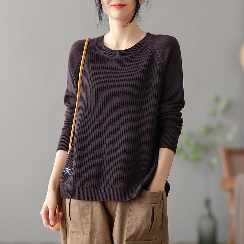 Casual ribbed knit pullover for women with side pockets Lune London