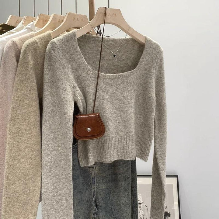 Casual sweater for women with square neckline and fine texture Lune London