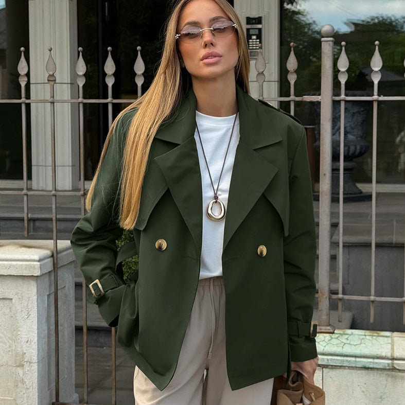 Elegant trench coat for women with belt and wide collar Lune London