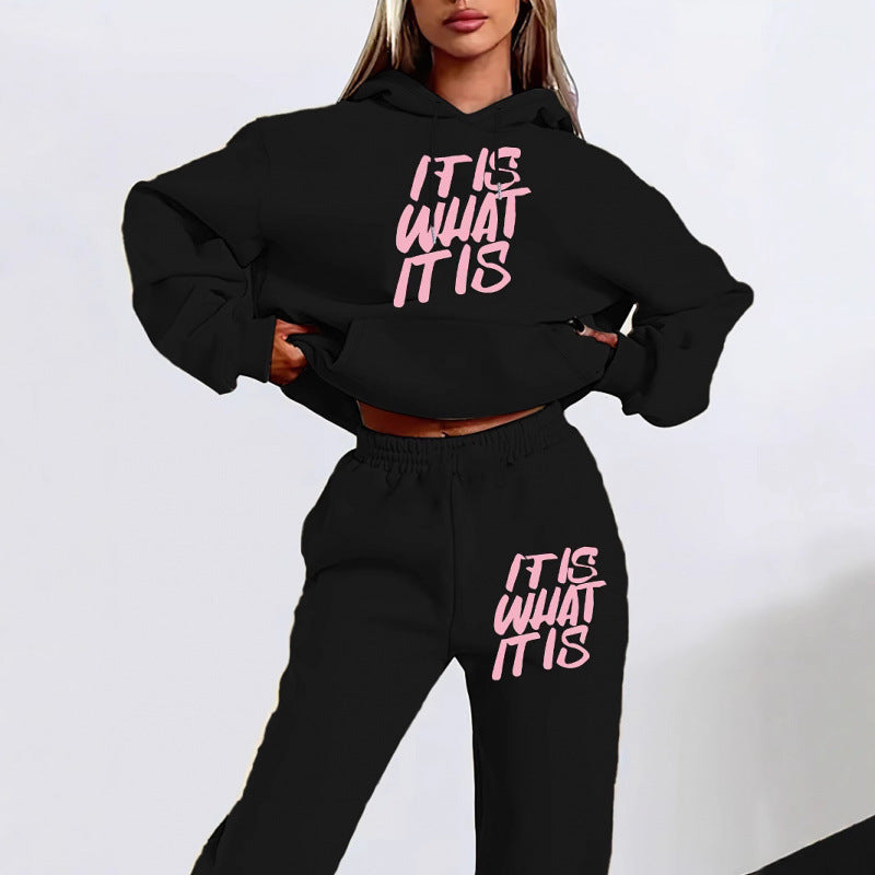Women's leisure hoodie and jogger set with inspiring lettering Lune London