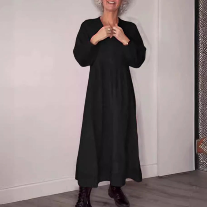 Elegant maxi dresses for women with a loose fit and long sleeves Lune London