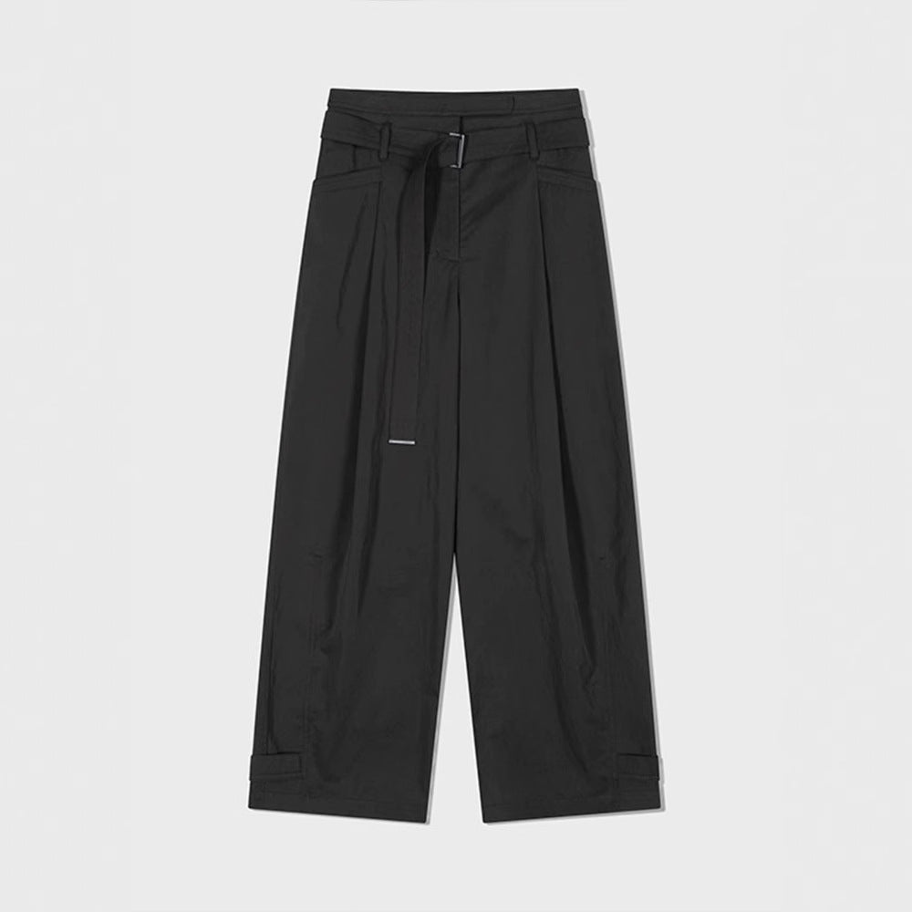 Pantalons en tissu à coupe large pour femmes avec ceinture tonale Chic & Stil