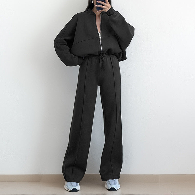 Ensemble sportif pour femmes avec fermeture éclair et jambes larges Chic & Stil