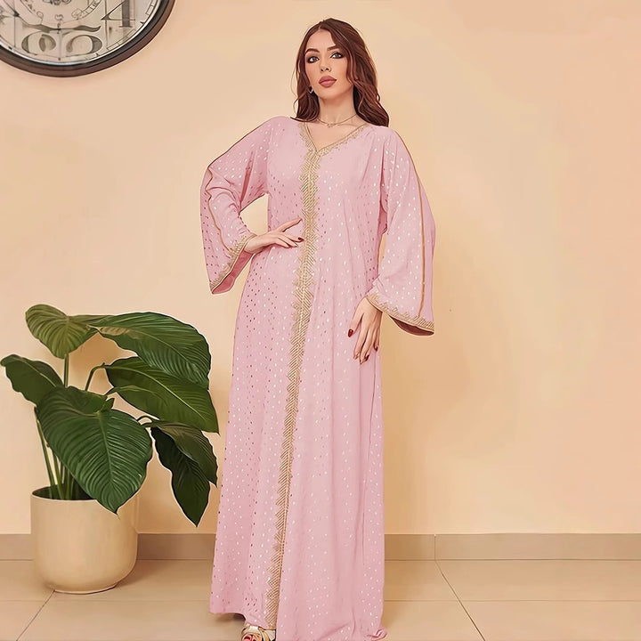 Kaftan dress for women with an elegant embroidery design and a loose fit Lune London