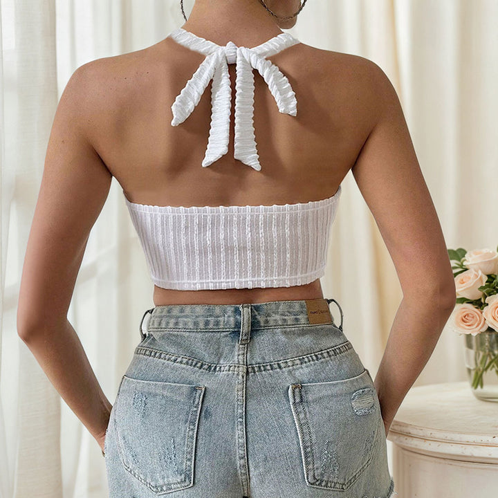 Short tank top for women with delicate ruffle details and an elegant crochet trim Chic & Stil