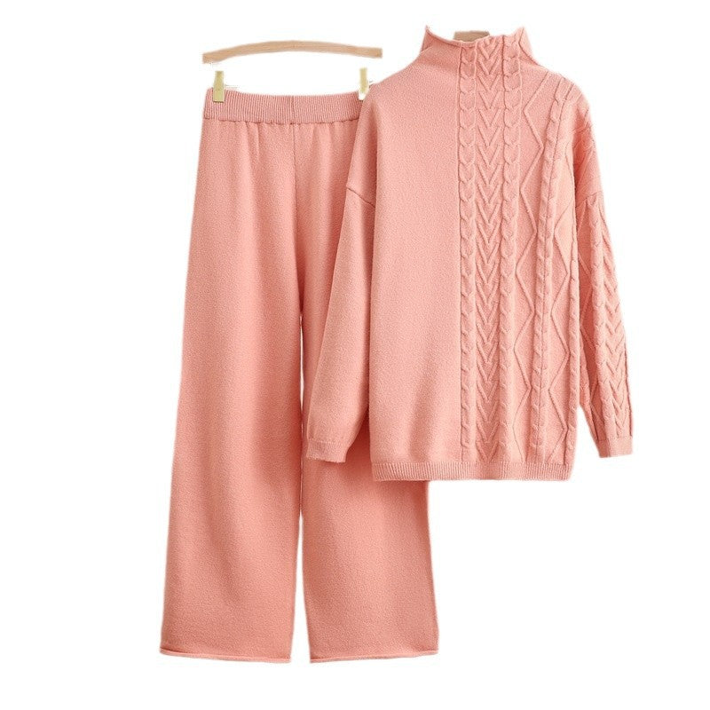 Comfortable knit loungewear set for women with high collar Lune London