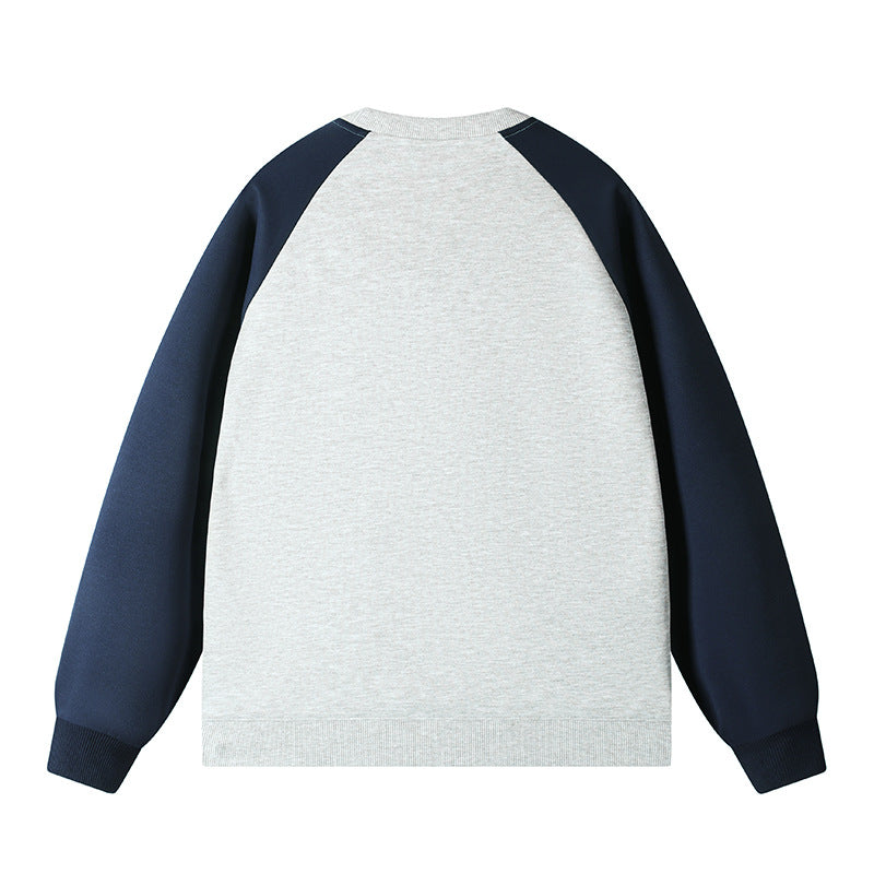 Sporty women's sweatshirt with a modern sleeve design Lune London