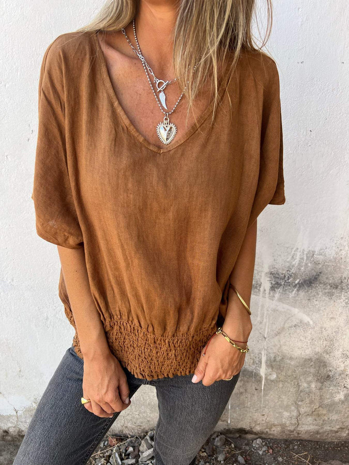 Woman Light top with elastic waist and V-neck Lune London
