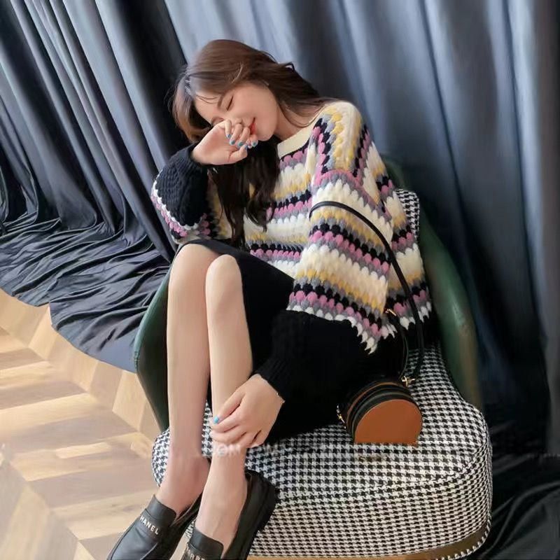 Pull tricoté confortable pour femmes avec un motif de blocs colorés et des manches volumineuses Chic & Stil