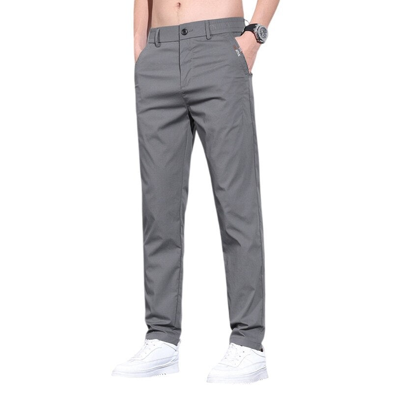 Pantalon chino tendance pour hommes avec taille élastique et poches latérales pratiques Lune London