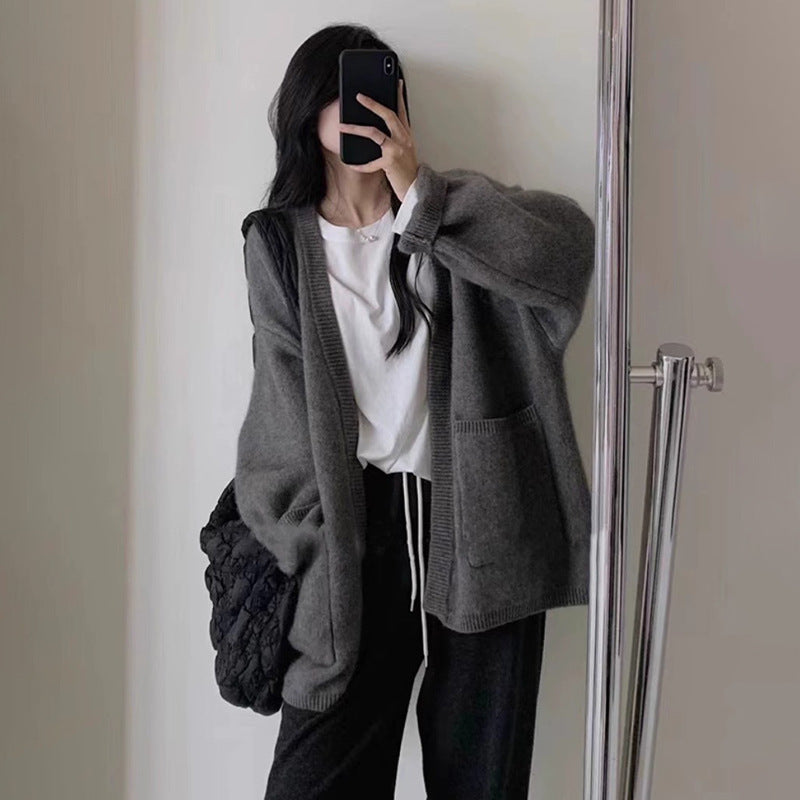 Cardigan en Tricot Douillet pour Femmes avec Décolleté en V Profond et Poches Plaquées