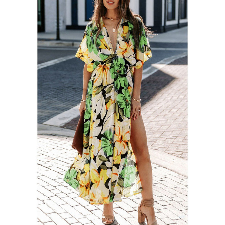 Maxi dress with floral pattern, elegant neckline, slit and belt Lune London