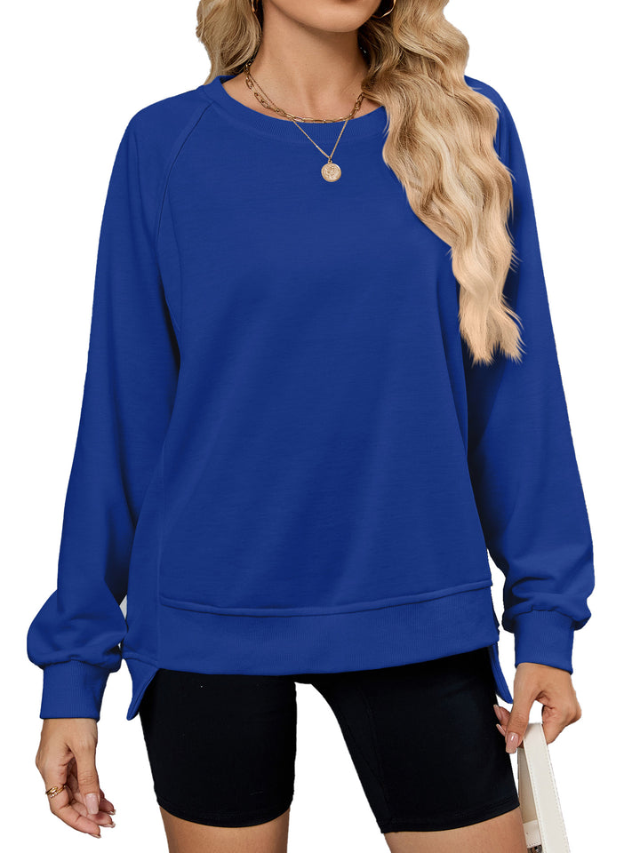 Casual sweatshirt for women with side slits and casual cut Lune London