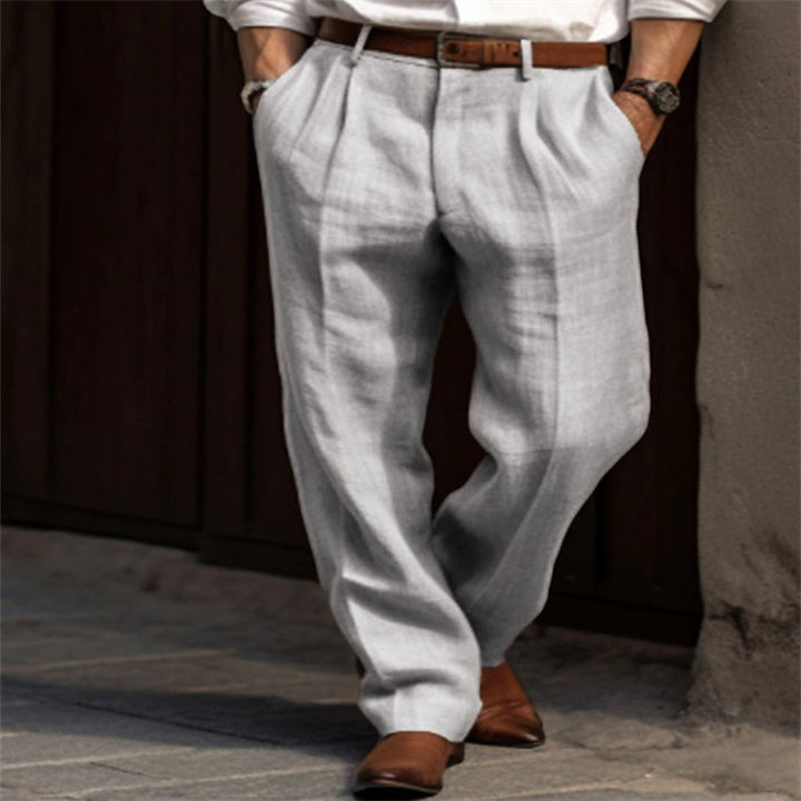 Elegant linen trousers for men with a comfortable fit Lune London