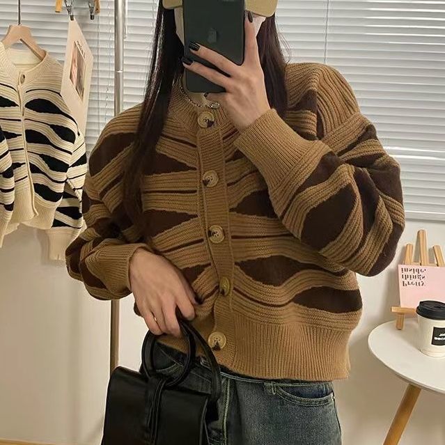 Trendy striped look women's knit jacket Lune London