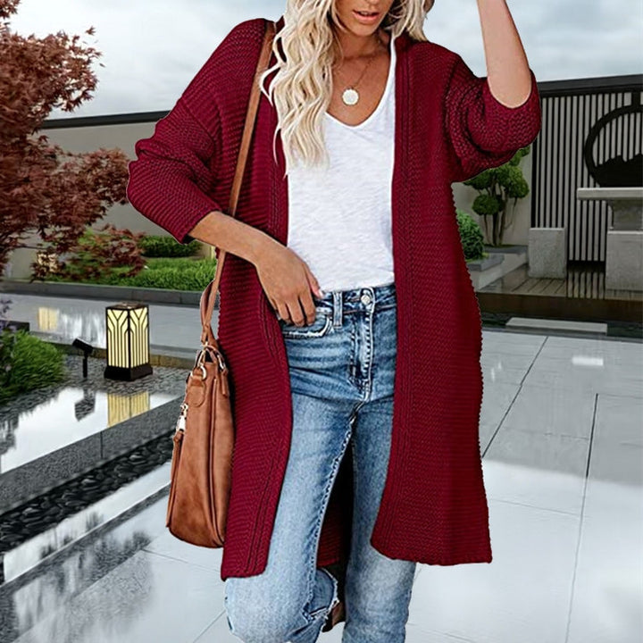 Women thick knit long cardigan with relaxed fit and decorative buttons Lune Londonl