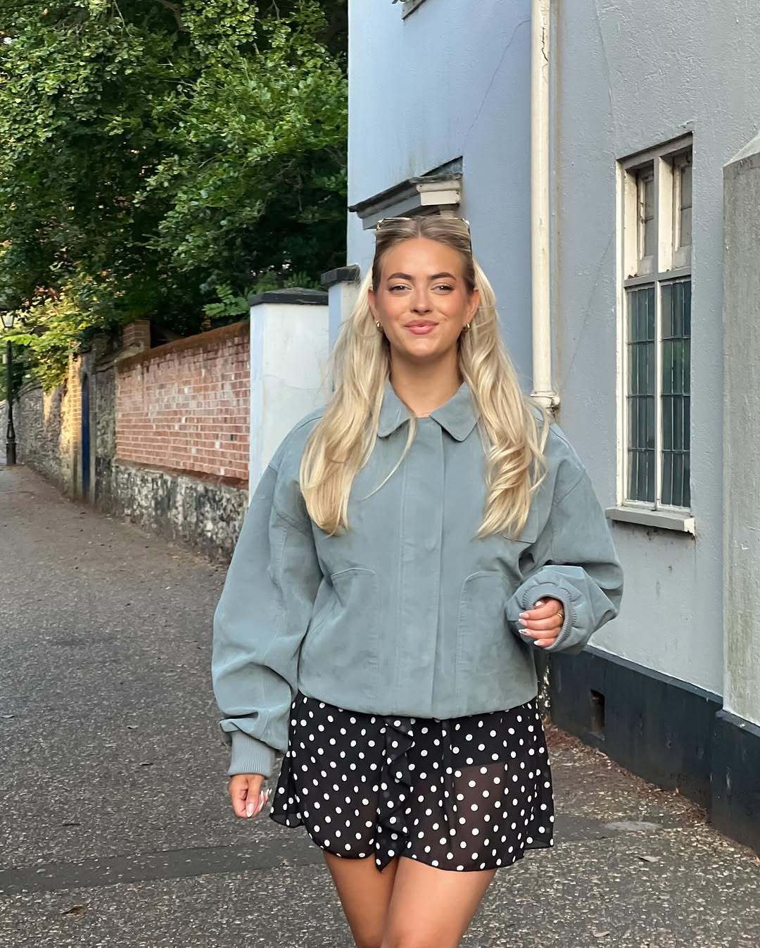 Short bomber jacket for women in soft material with a casual Lune London